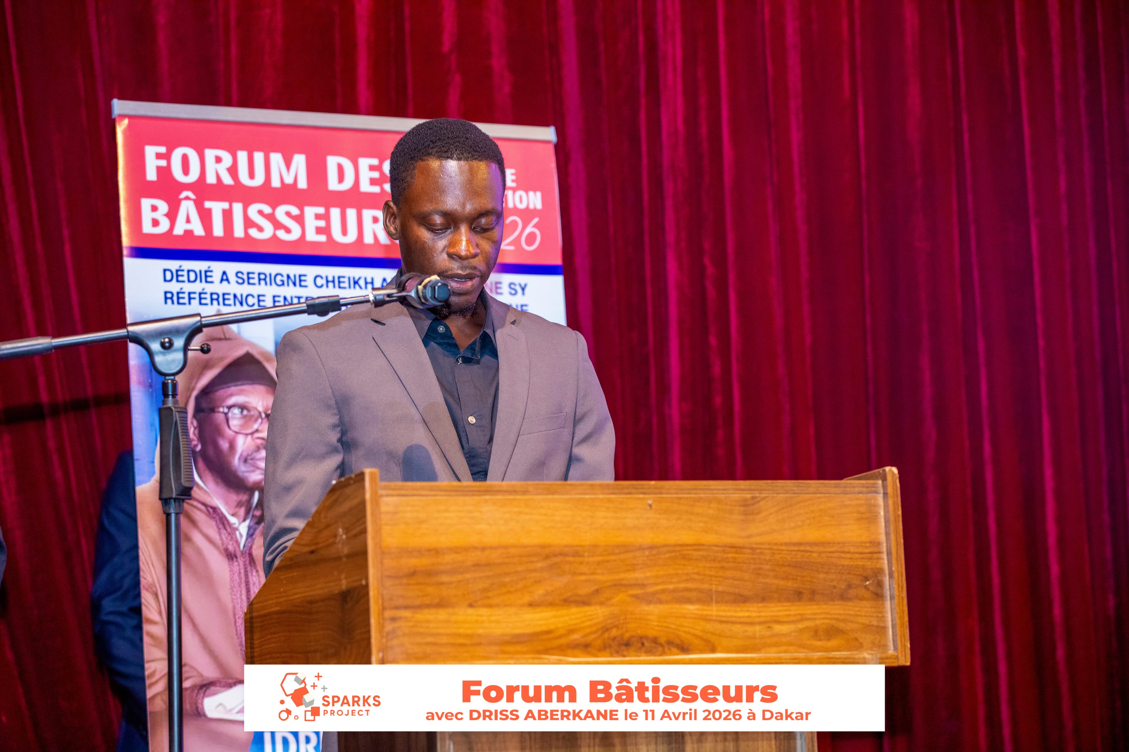 Le terrain d'abord